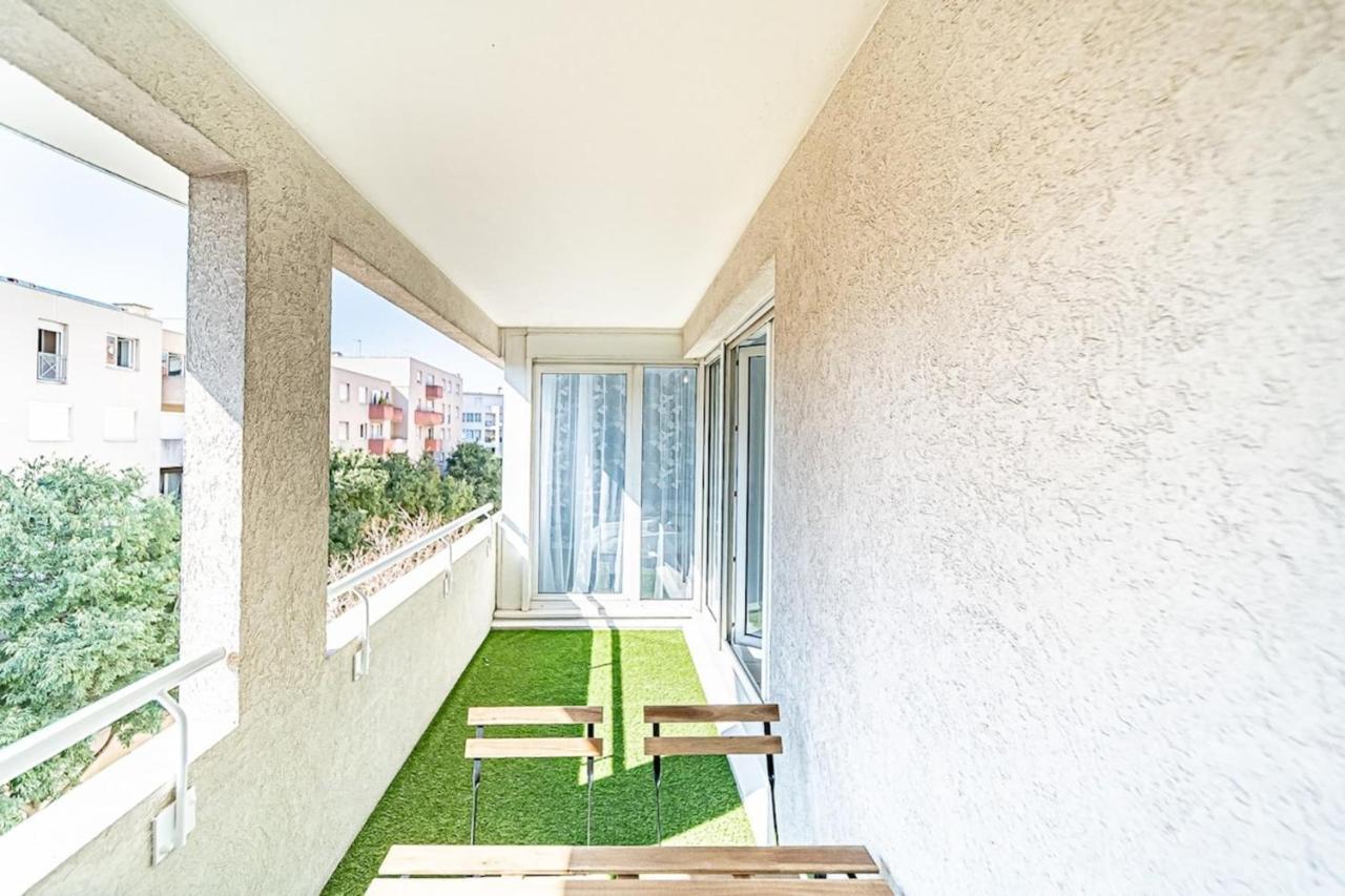 Appartement Cosy Avec Balcony And Garage-Charpennes Villeurbanne Exterior photo
