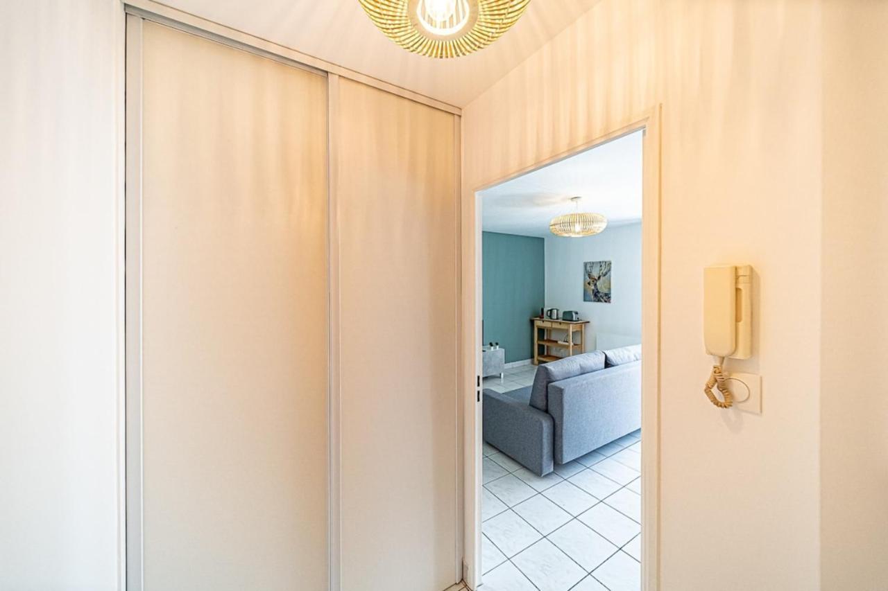 Appartement Cosy Avec Balcony And Garage-Charpennes Villeurbanne Exterior photo