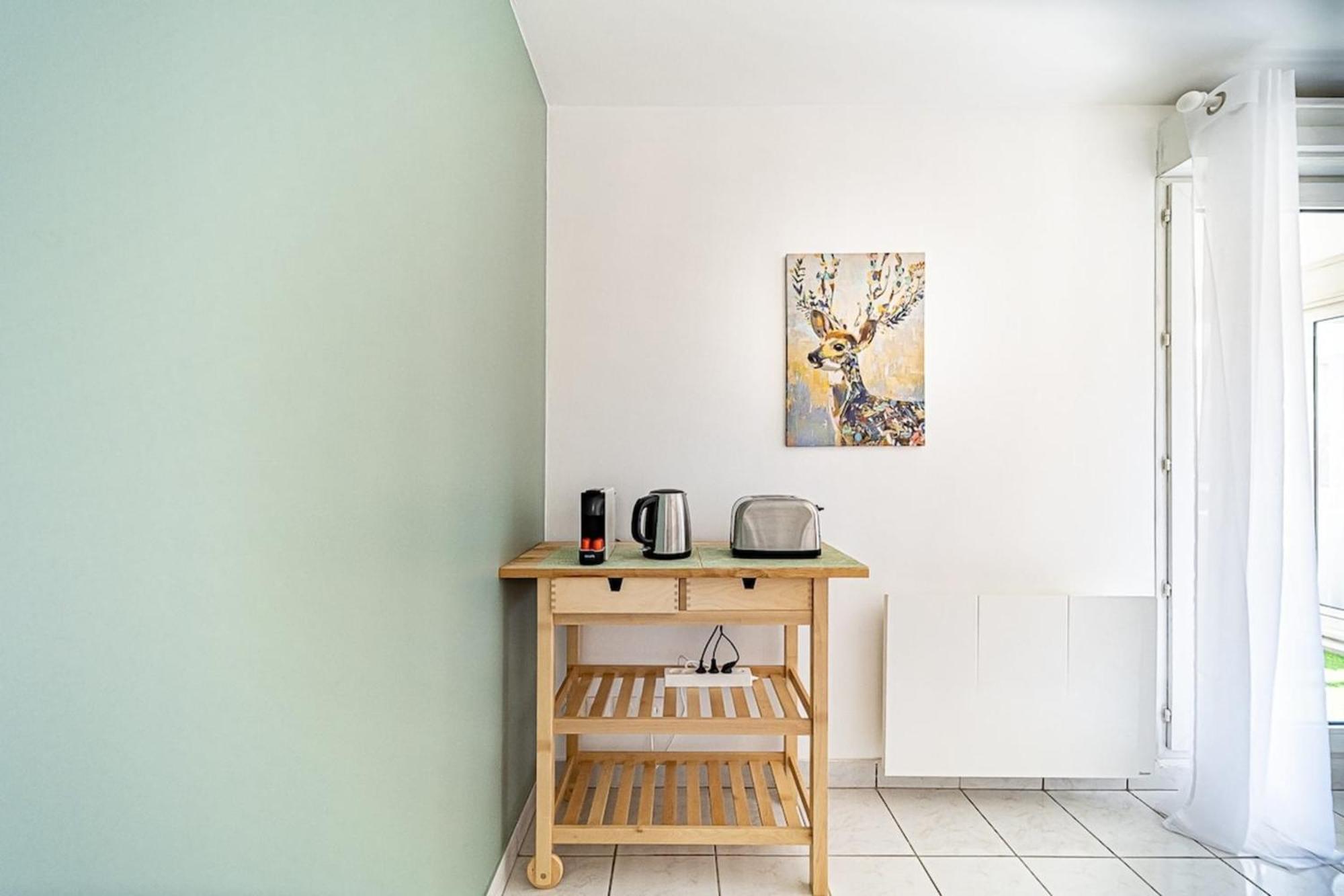 Appartement Cosy Avec Balcony And Garage-Charpennes Villeurbanne Exterior photo